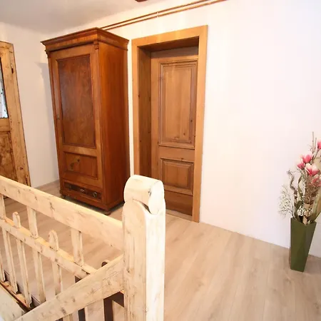 Sprawling Mansion Near Area In Salzburg Casa de Férias Eben Im Pongau