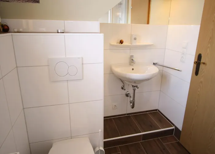 Sprawling Mansion Near Area In Salzburg 度假居