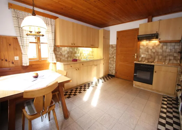 Sprawling Mansion Near Area In Salzburg 埃本因蓬高