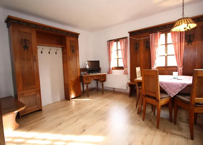 Sprawling Mansion Near Area In Salzburg 度假居 *