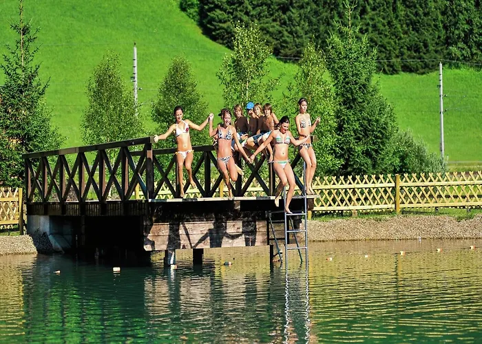 Sprawling Mansion Near Area In Salzburg 度假居 *